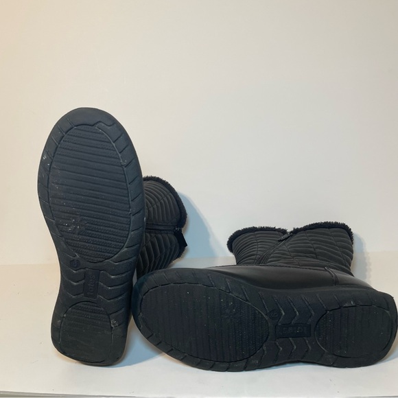 Totes Winter Snow Boots Women 6M Helena Black Faux Leather Zip Faux Fur Quilted - Picture 8 of 15